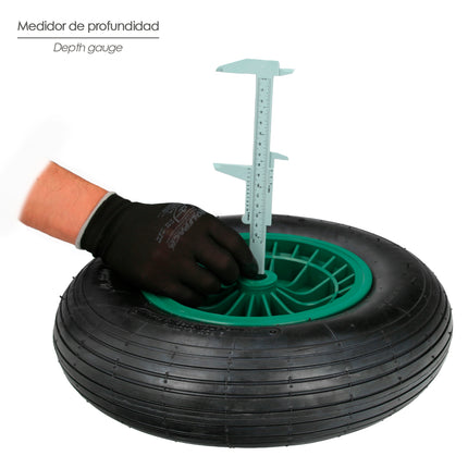 Calibre plástico 150mm.