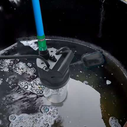 Multistage Submersible Clean Water Pump 1000 W. 5,200 liters/hour, Depth 7 meters, Elevation 35 meters. Max Pressure: 3.5 Bars