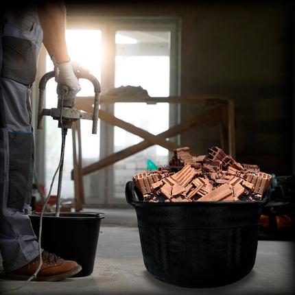 Cesto de Carvão de Borracha de 30 Litros com Base Reforçada e Alças Laterais. 1 cm de Espessura. Cesto de Construção, Balde de Borracha para Construção