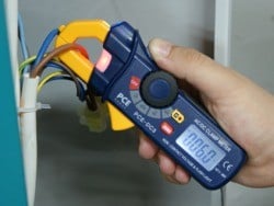 Clamp meter PCE-DC3