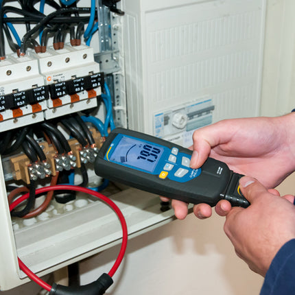 PCE-CM 40 Clamp Meter