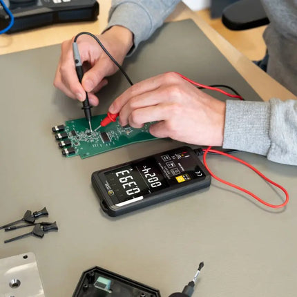Multimeter PCE-DM 6