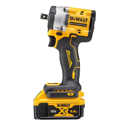 Llave de impacto XR 18V 1/2" DEWALT DCF921P2T-QW con 2 baterías 5,0Ah, cargador y maletín TSTAK