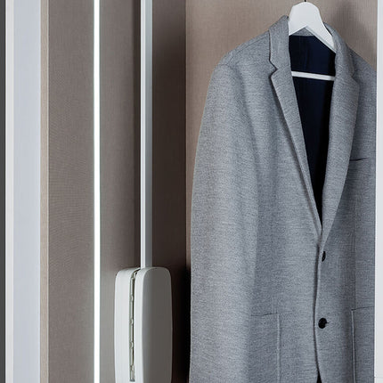 Emuca Sling folding wardrobe hanger, adjustable width