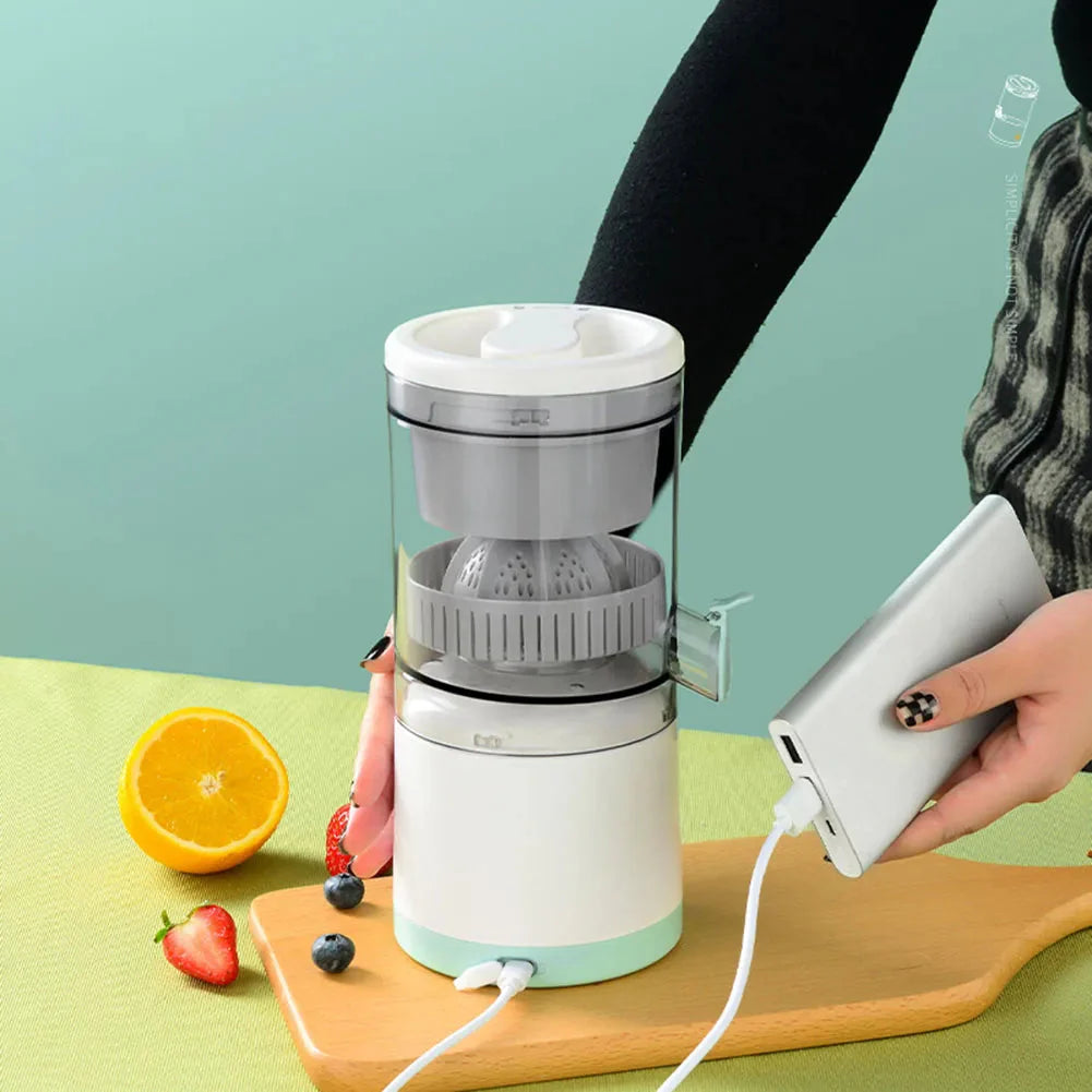 FruitMaster Rechargeable Juicer