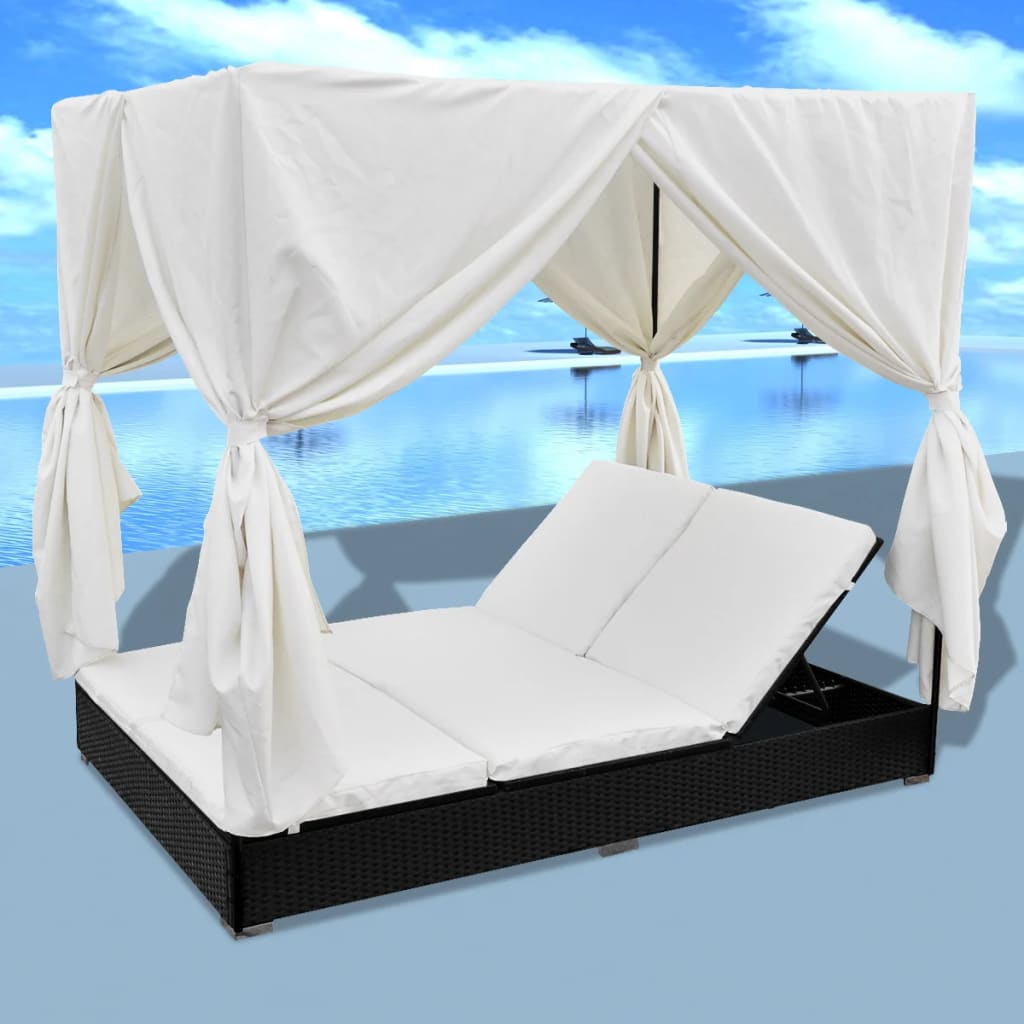 Sun lounger with synthetic rattan curtains