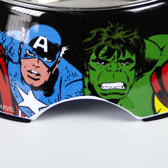 M MARVEL RED DOG FEEDER