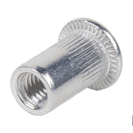 Tuercas remachables cilíndricas ranuradas con fondo abierto y cabeza ancha Cofan · Foto del fabricante