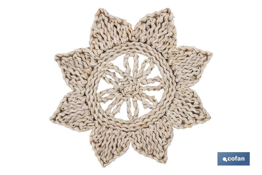 Bajoplatos en forma de estrella | Packs de 6 unidades de salvamanteles individuales | Material: fibra natural | Diámetro: 30 cm | Decoración única y protección para la mesa