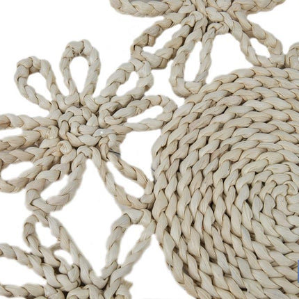 Bajoplatos con borde floral | Packs de 6 unidades de salvamanteles individuales | Material: fibra natural | Diámetro: 35 cm | Decoración única y protección para la mesa