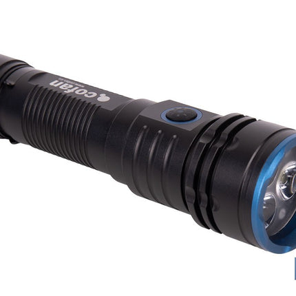 Linterna LED de alta potencia (2000 lm) y 150 m de alcance. 5 funciones y base magnética