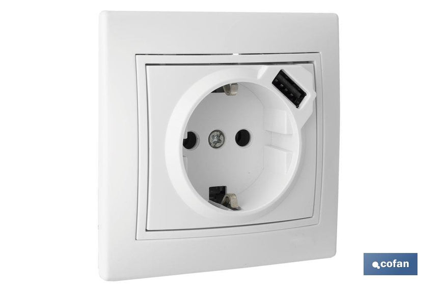 Base de enchufe bipolar | Modelo Pacific | Monobloc con obturador | Incluye una entrada de puerto USB